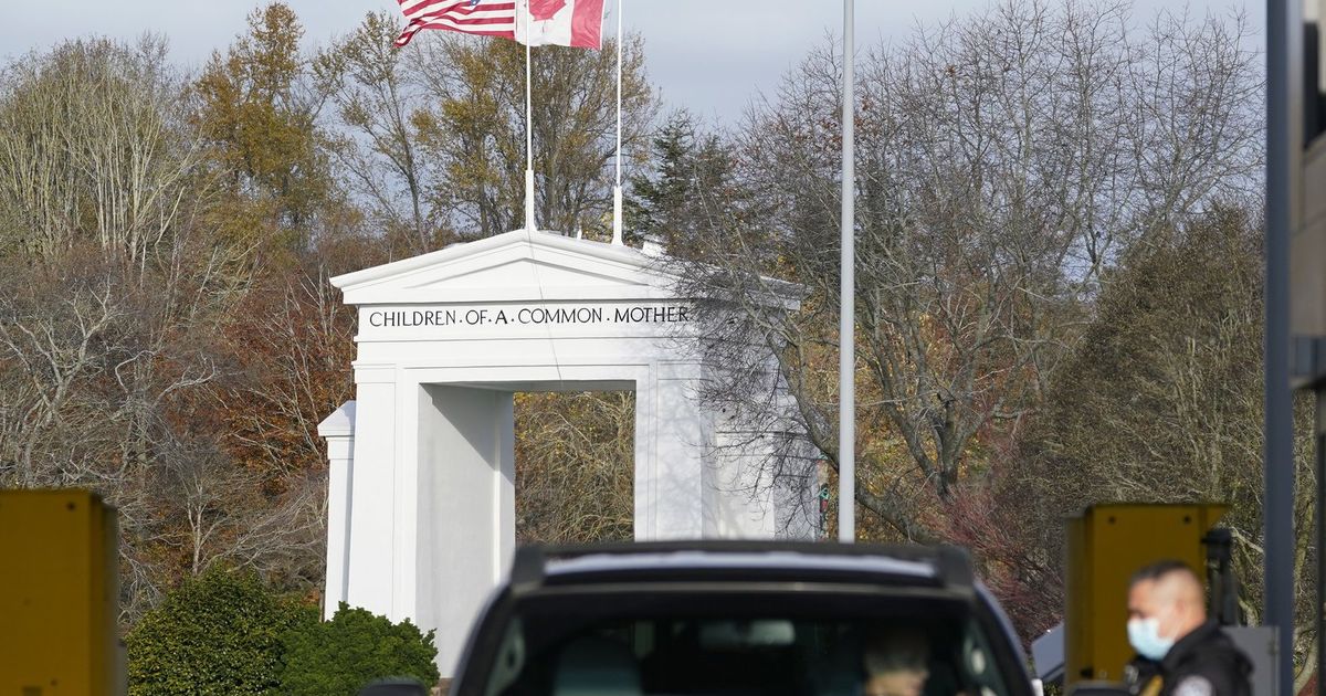 Canada eases COVID travel rules for kids – The Seattle Times Canada eases COVID travel rules for kids – The Seattle Times
