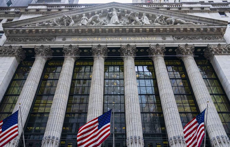 FILE — The New York Stock Exchange building in New York, on March 23, 2022. The S&P 500 is heading for its worst monthly decline since March 2020, as rising interest rates and high inflation raise concerns about consumer sentiment. (Hiroko Masuike/The New York Times) XNYT121