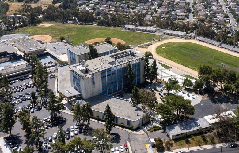 Drone image of Woodrow Wilson High School in El Sereno, California, on April 27, 2022, where a federal informant was found dead on the school’s campus. (Brian van der Brug/Los Angeles Times/TNS) 46584328W 46584328W