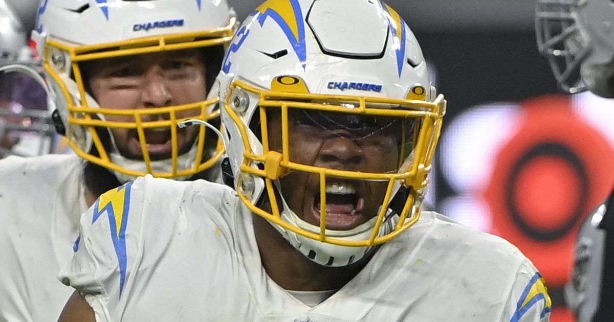 Chargers' Uchenna Nwosu provides spark versus Raiders amid