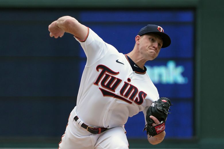 Gio Urshela of the Minnesota Twins steals second base in the sixth