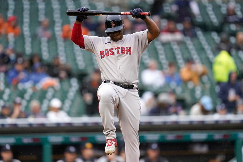 Baez's two-run HR in 8th lifts Tigers to win over Red Sox