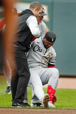 White Sox put Eloy Jiménez on 10-day IL; likely out longer