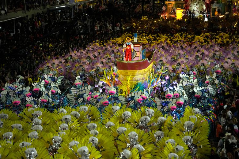 Rio de Janiero's colourful carnival parade returns after pandemic