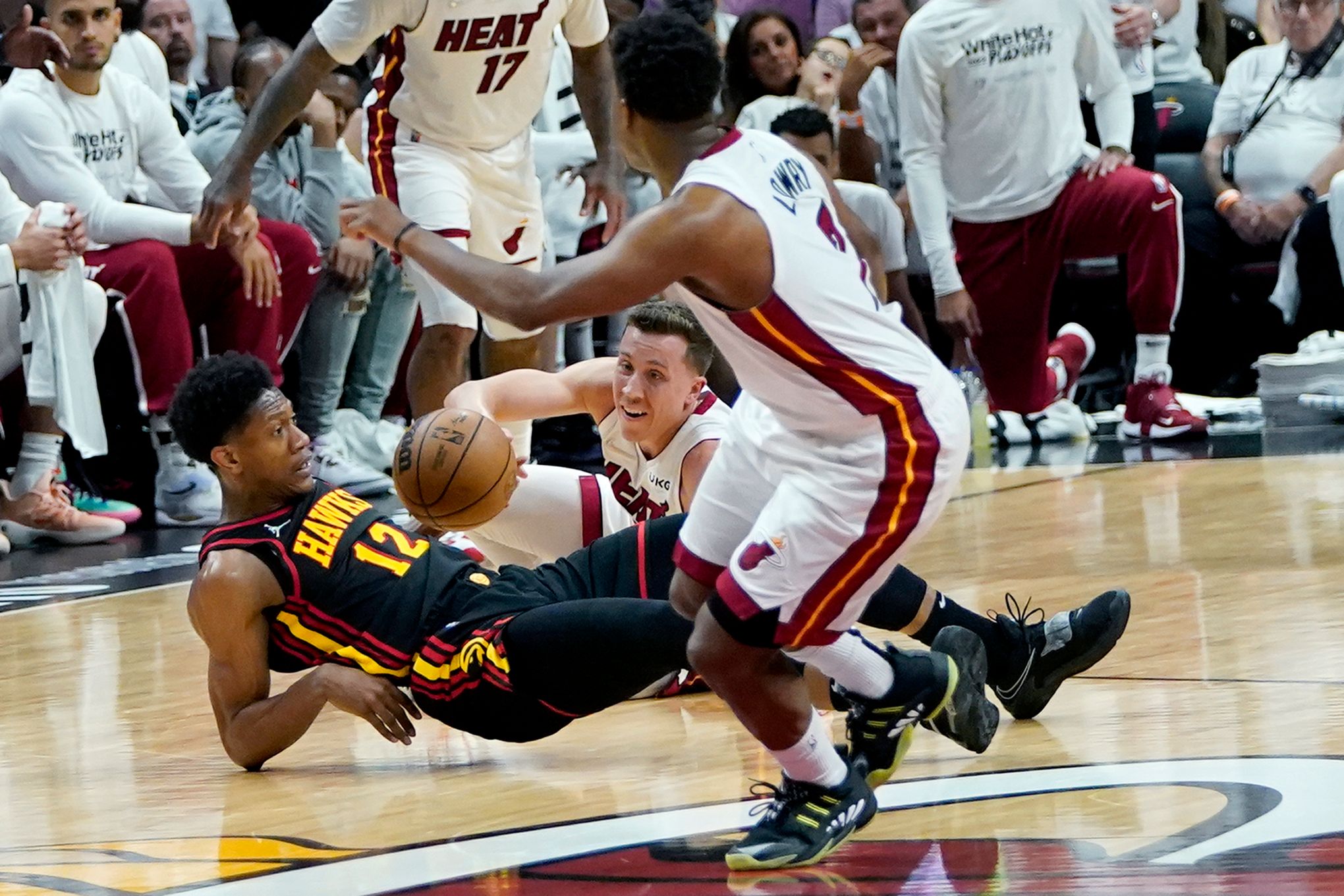 Trae Young proving to be the best player on the floor, no matter