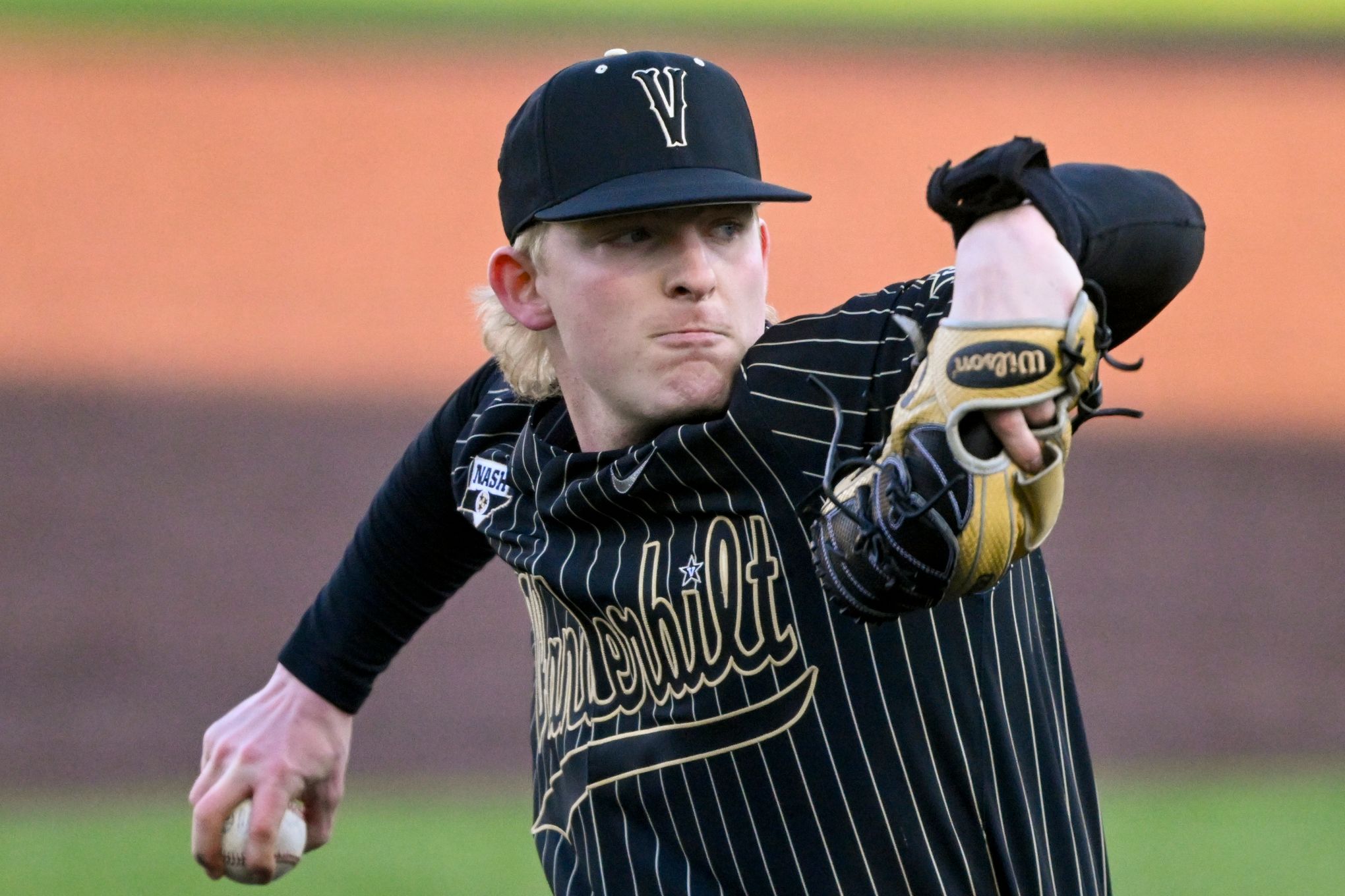 College Baseball Using Electronic Wristbands To Make Pitch Calls