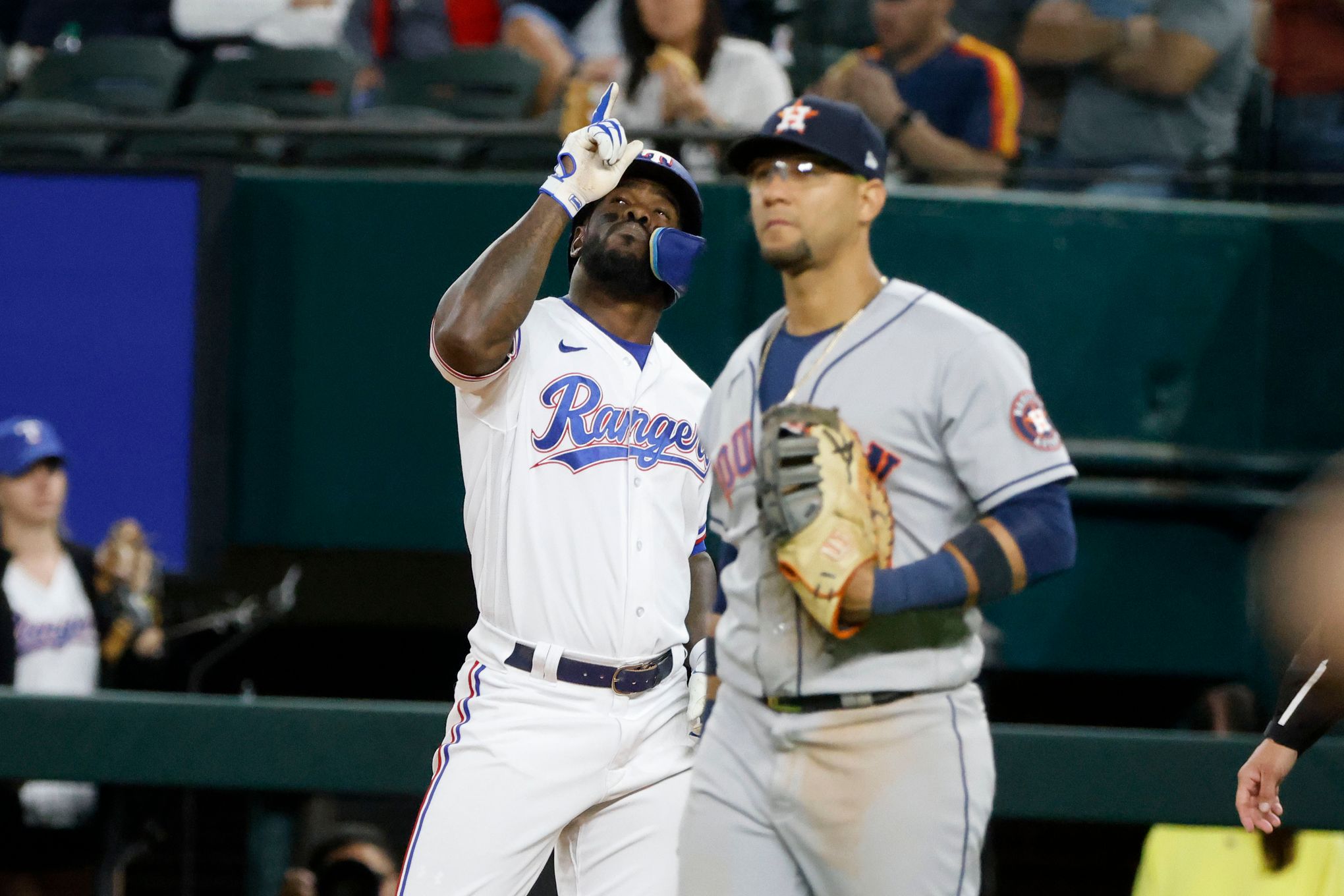 Corey Seager and Marcus Semien in home Rangers threads : r/baseball