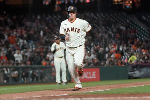 Former Chatfield HS standouts Taylor Rogers earns save, twin brother Tyler  gets loss as Padres top Giants – The Denver Post