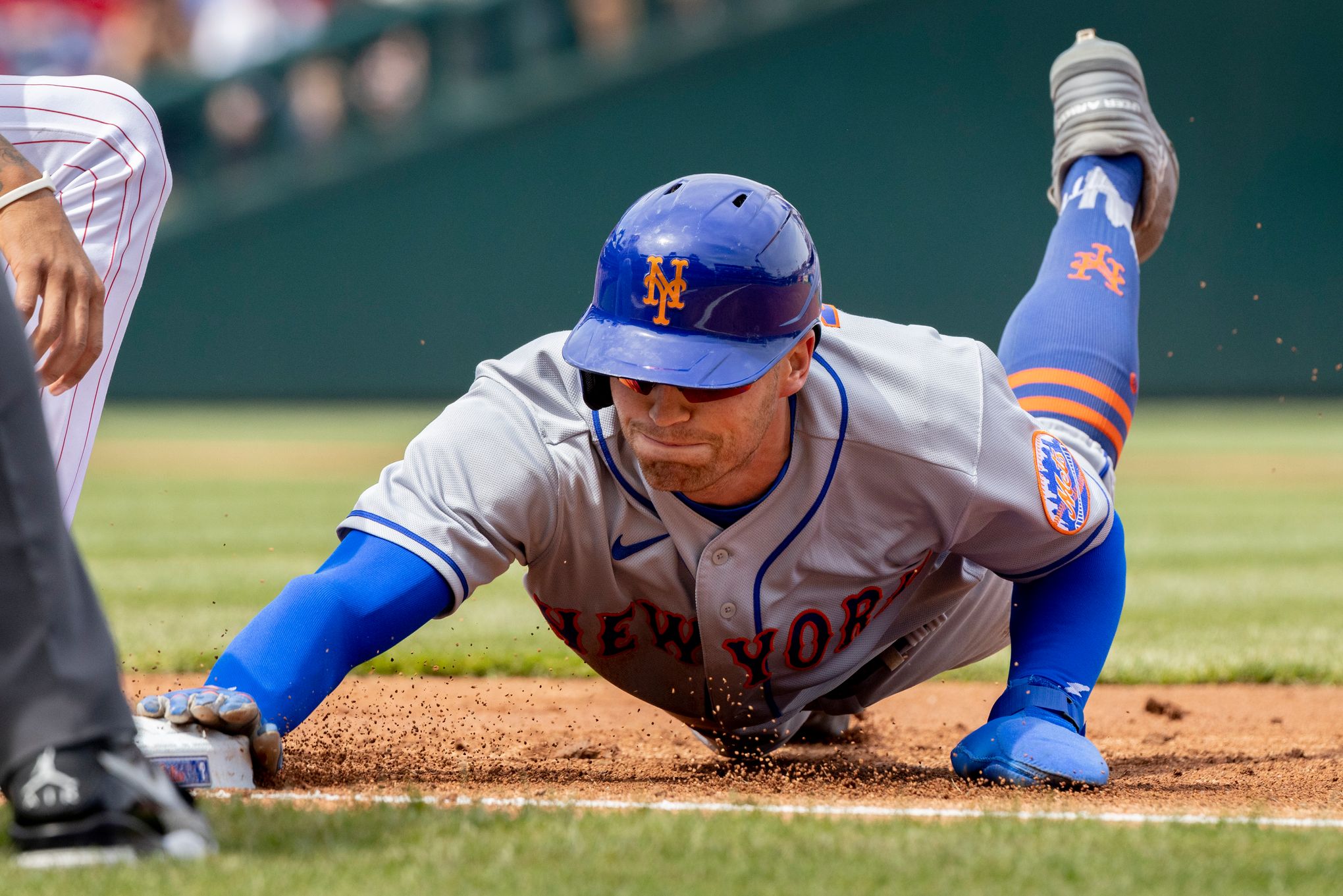 Brandon Nimmo placed on IL by Mets with shoulder injury