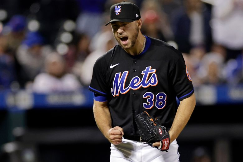 Mets pitching combined no-hitter thru 8 innings vs Phillies - The San Diego  Union-Tribune