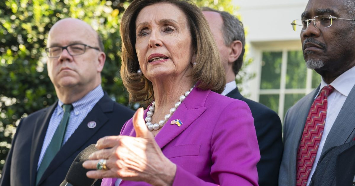 House approves B in Ukraine aid, beefing up Biden request House approves B in Ukraine aid, beefing up Biden request
