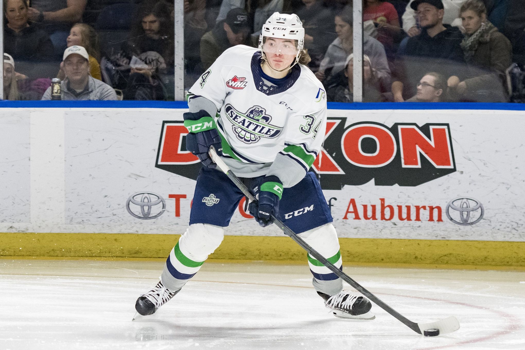 Winnipeg Ice hang on to take Game 1 of WHL Championship Final