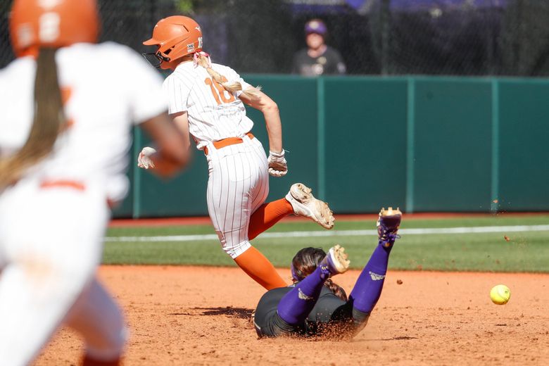 Texas Smoke owners make statement in winning pro softball title