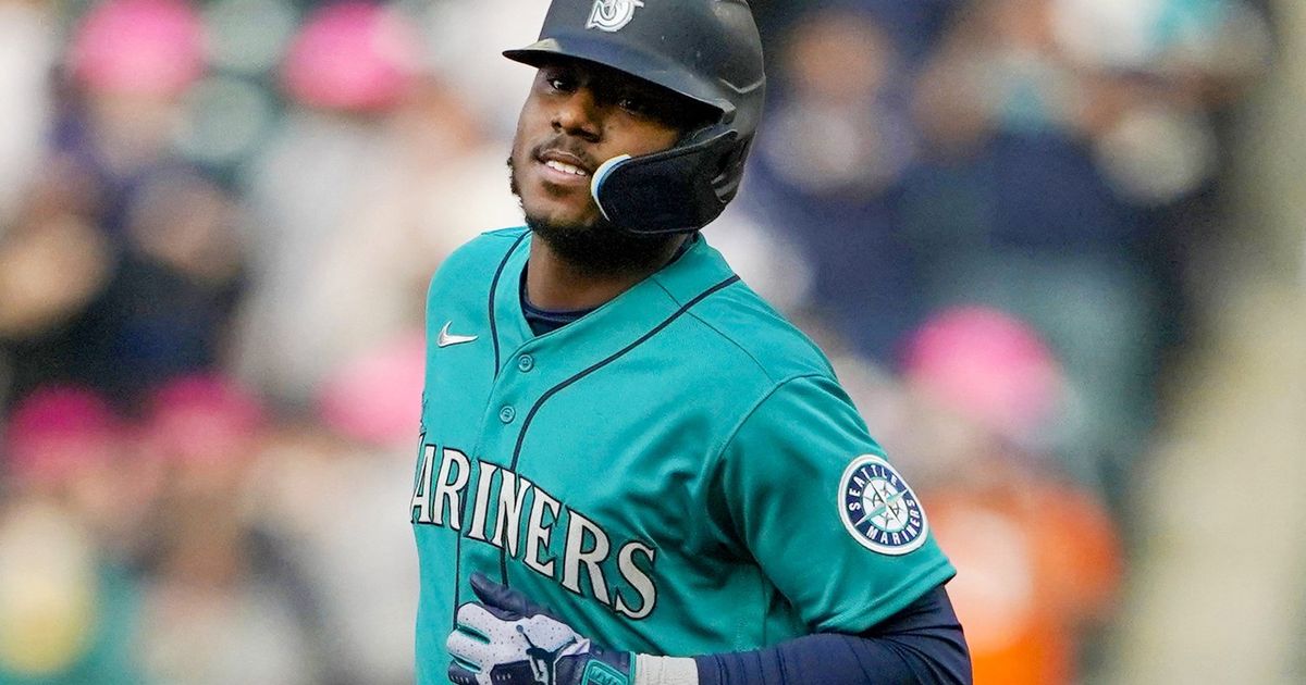 Will Kyle Lewis of the Seattle Mariners ever get his own Jordan shoe?
