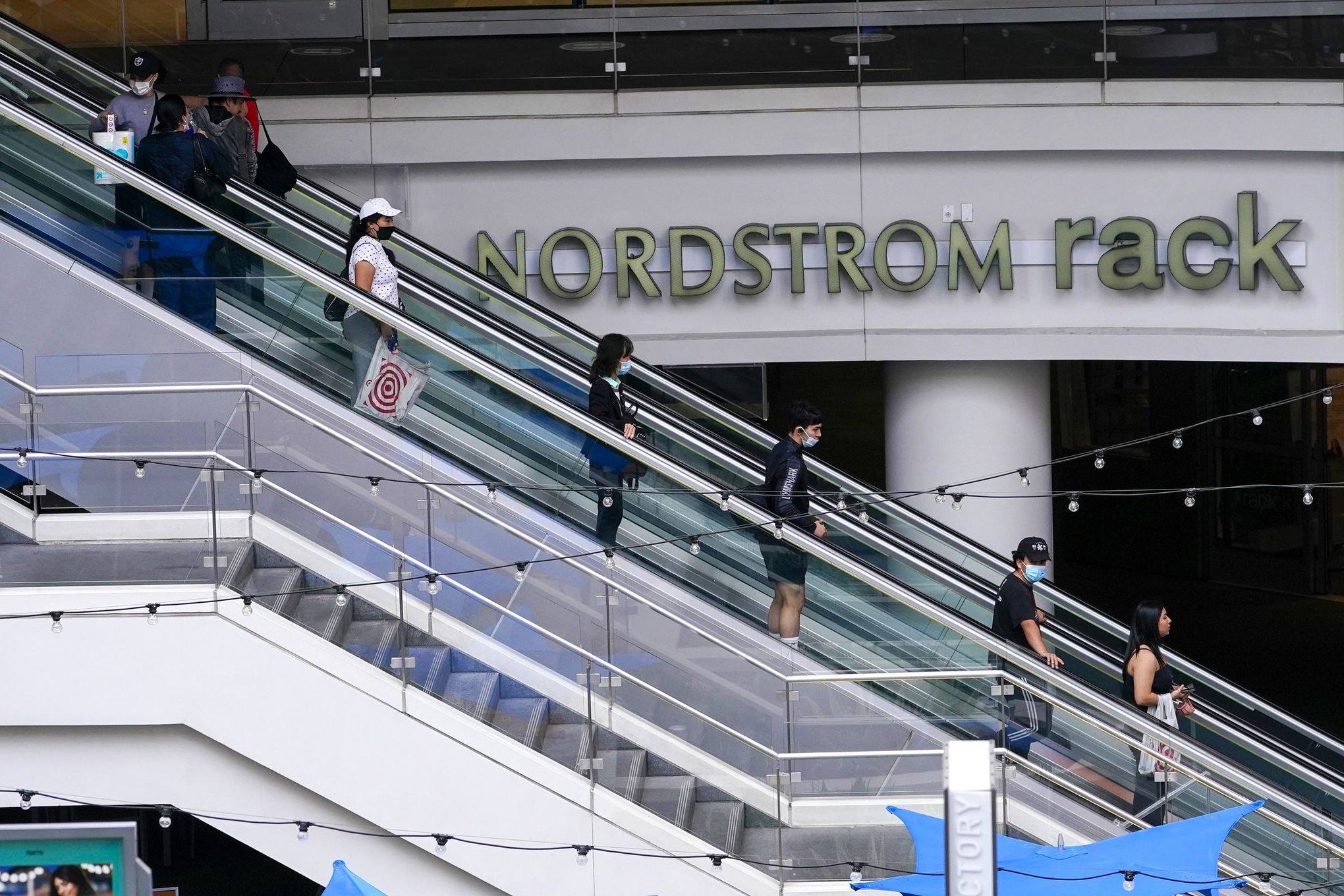 Nordstrom cuts annual profit outlook as off-price Rack sales fall