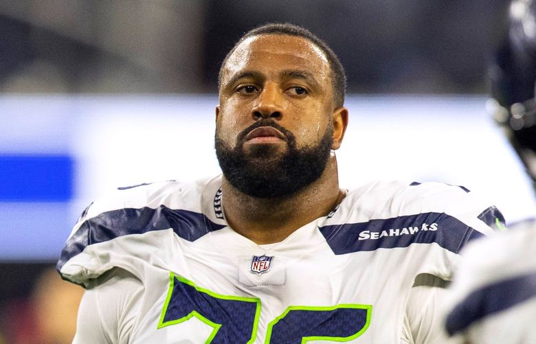 Duane Brown comes off the field after Tuesday’s game.
.
The Seattle Seahawks played the Los Angeles Rams in NFL Football Tuesday, December 20, 2021 at SoFi Stadium in Los Angeles, CA. 219122