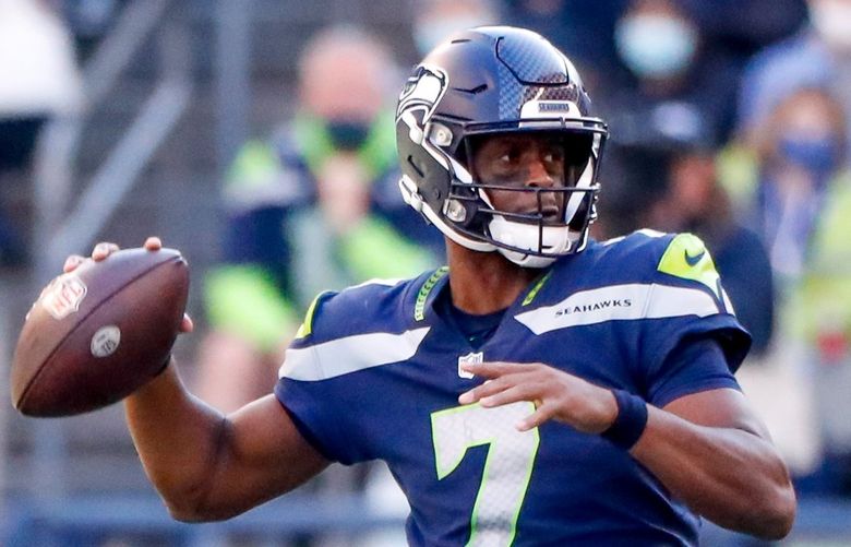 Lumen Field – Seattle Seahawks vs. Jacksonville Jaguars – 103121

Seattle Seahawks quarterback Geno Smith drops back to pass during the third quarter Sunday, Oct. 31, 2021, in Seattle. 218686
