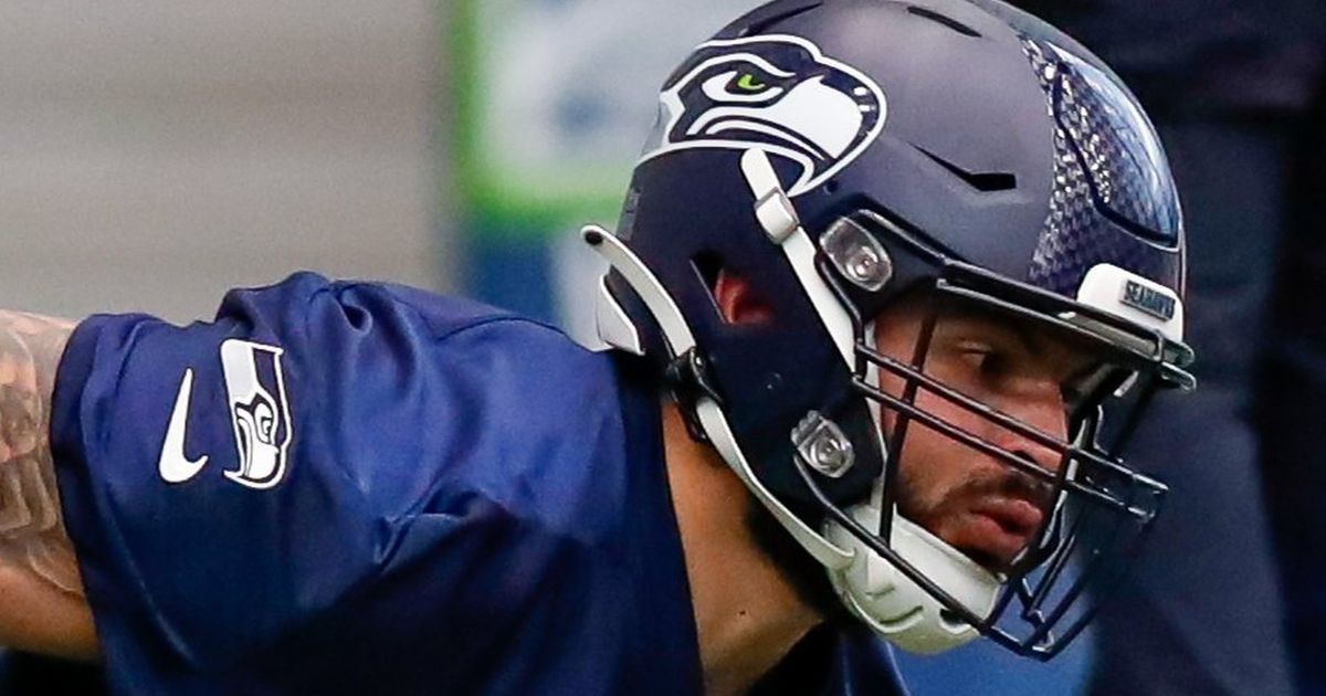 Seahawks 2022 training camp: One question at each offensive position