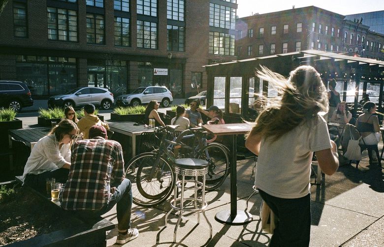 FILE — Outdoor dining in Brooklyn, April 30, 2022. Inflation is still running at around the fastest rate in four decades, including steeper prices for services like restaurant meals. (OK McCausland / The New York Times)