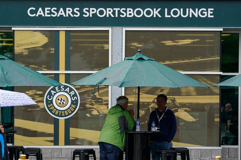 The Lounge with Caesars Sportsbook