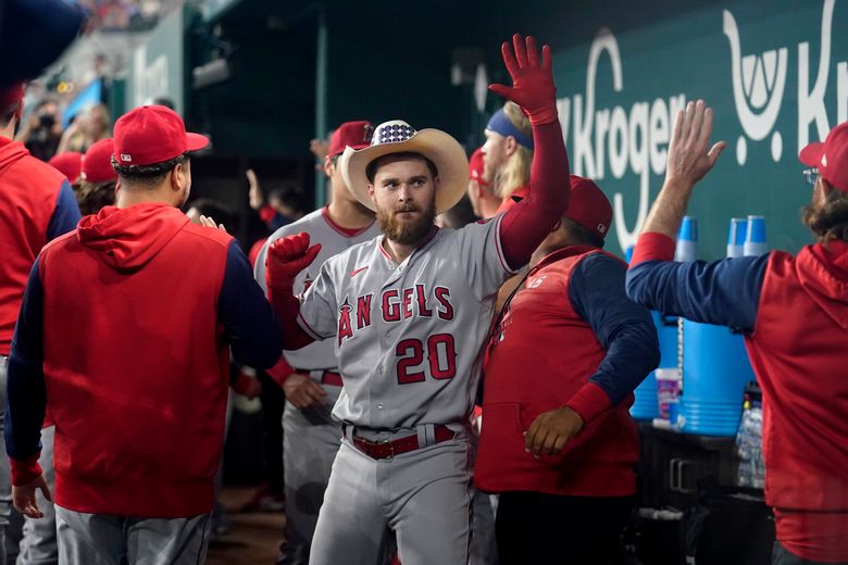 Trout has grand slam, solo HR in Angels' win over Rangers