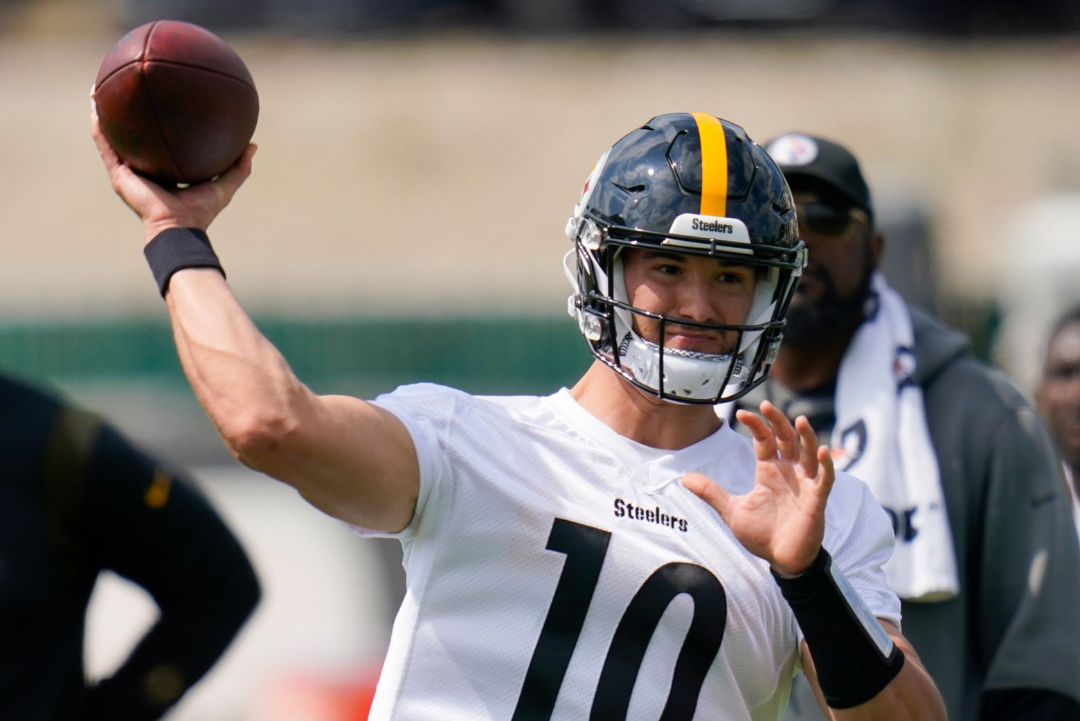 Steelers GM: Extension for QB Mitch Trubisky near