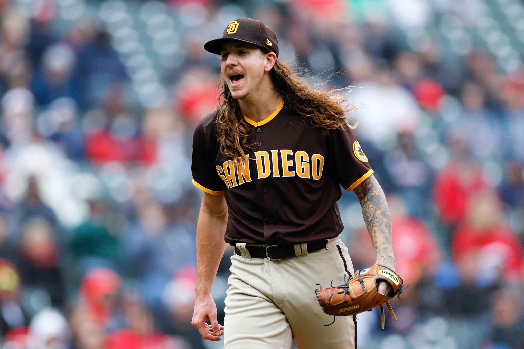 Padres sign Mike Clevinger, announce Tommy John surgery 
