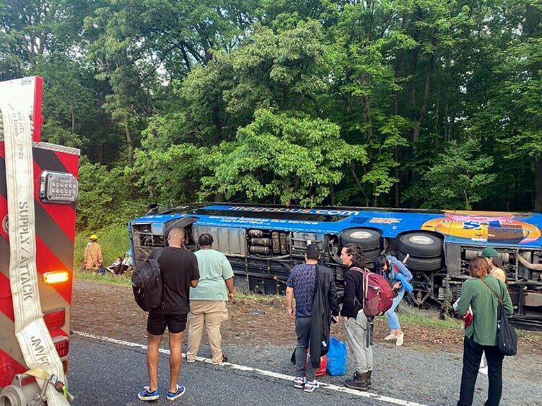 27 Suffer Minor Injuries After Bus Rolls On I 95 In Maryland The Seattle Times