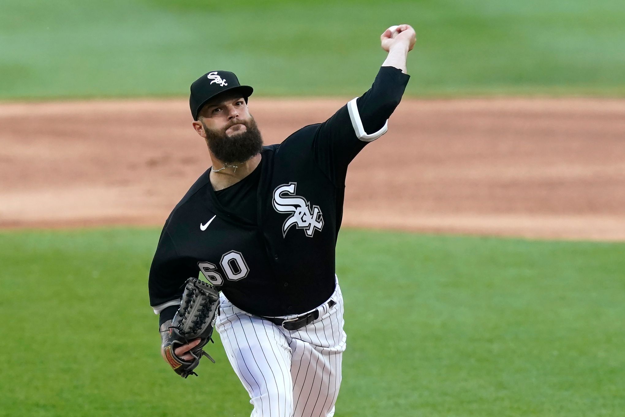 Dallas Keuchel, with a big assist from mom, gives the White Sox their theme  for 2020