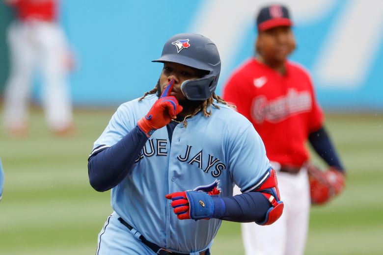 Rookie Kwan hits first homer, Guardians beat Blue Jays 6-5 - Red