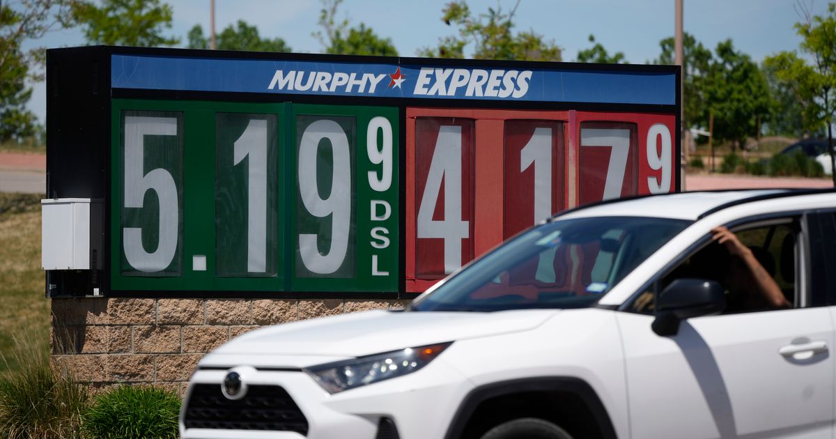 Key inflation gauge slowed to still-high 6.3% over past year | The ...