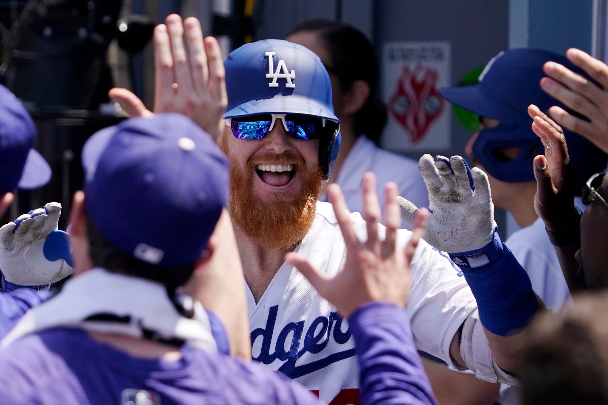 Dodgers finish off four-game sweep of Cubs - Los Angeles Times