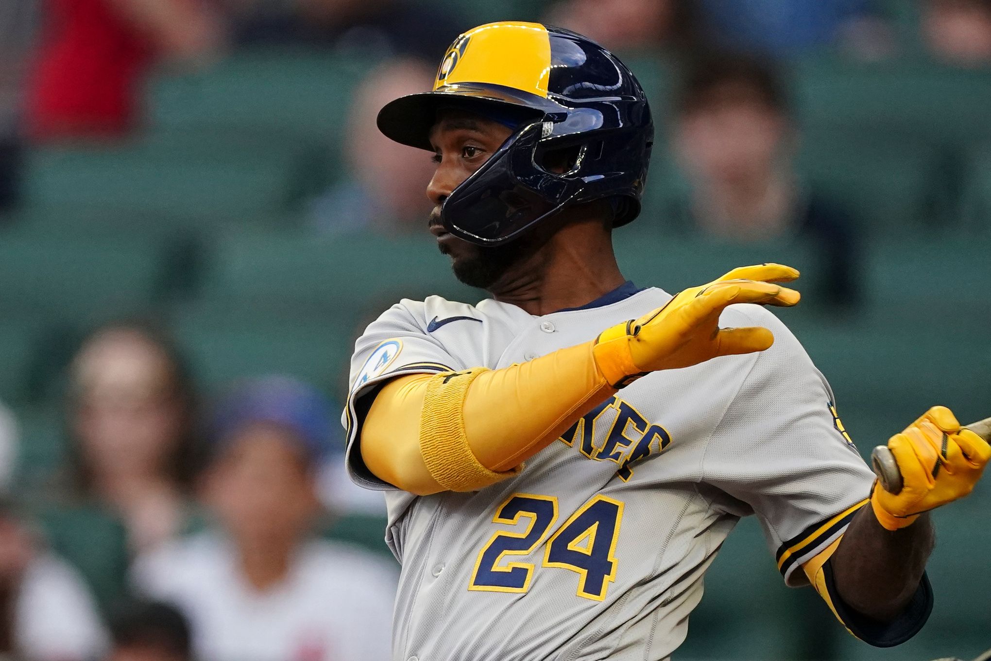 Andrew McCutchen says the Brewers have to keep the momentum going to  Chicago 