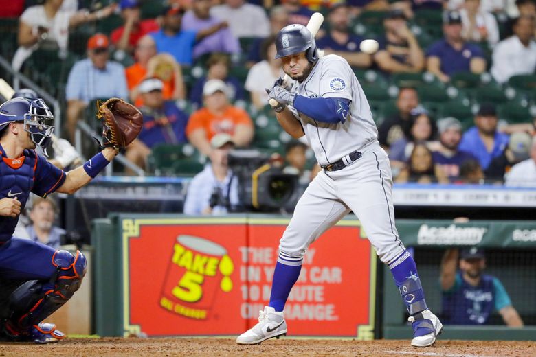 Mariners eye series win streak against Astros: Julio Rodríguez shines at  plate - BVM Sports