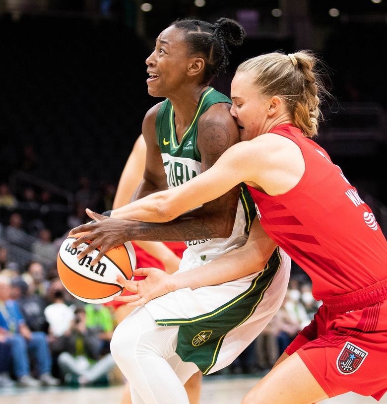 Photos: Atlanta Dream at Storm