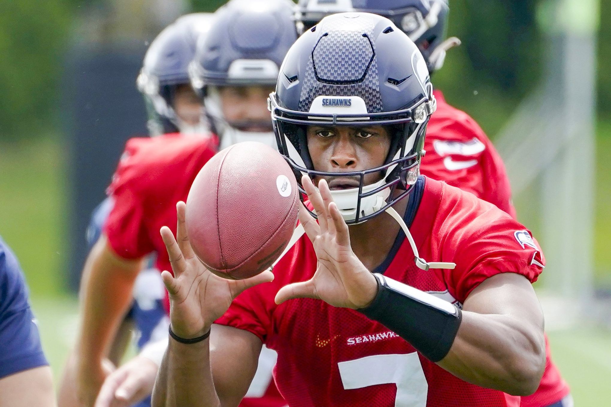 Quarterbacks take center stage and other things we learned at the second  day of Seahawks minicamp