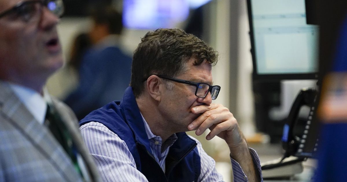Wall Street closes worst week since 2020 with slight gain | The Seattle ...