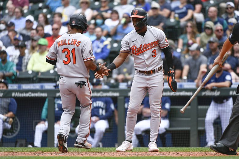 Orioles stun Mariners with improbable wins to take the series