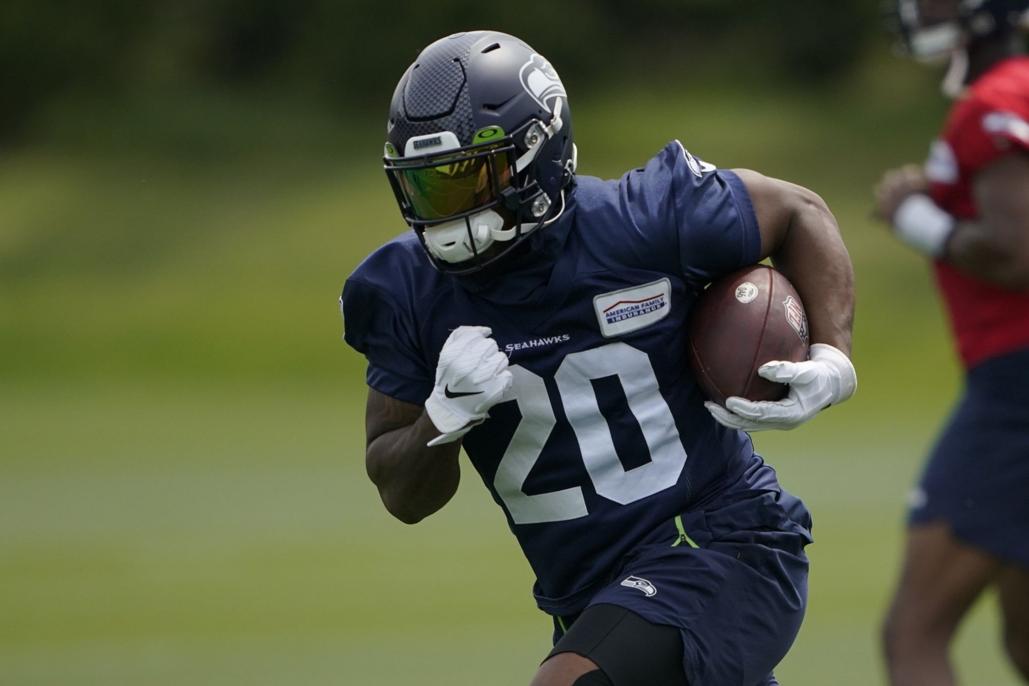 Seahawks hope Carson, Penny can form potent running duo