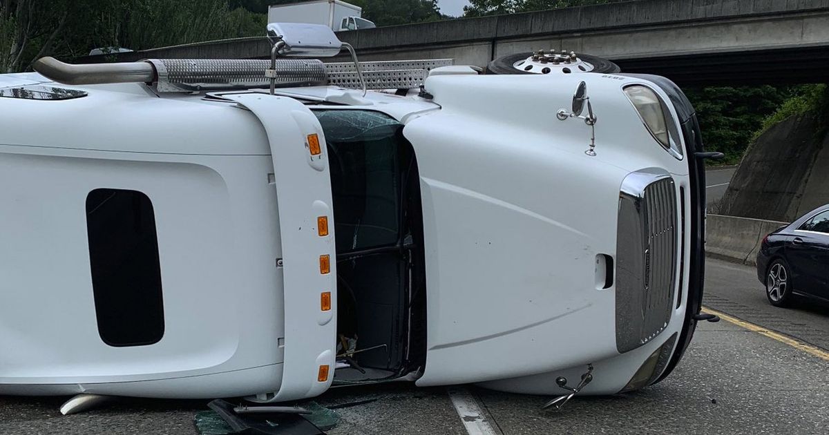 All exits to 405 from I-5 reopen in Tukwila after semi rollover crash ...