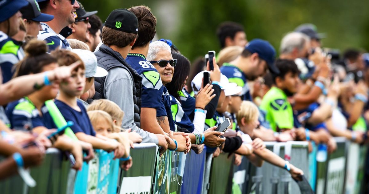 Seattle Seahawks set training camp dates; fans can register to attend 