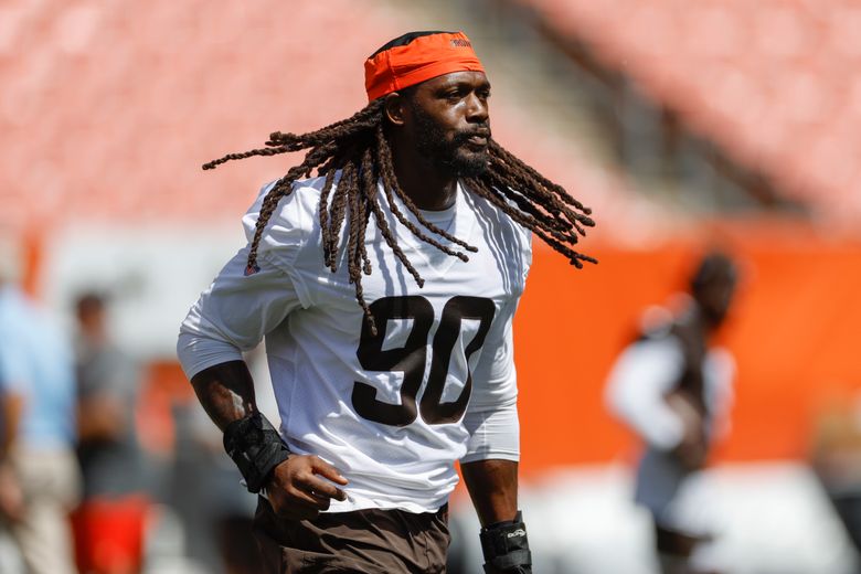 Clowney says Watson trade brought him back to Browns