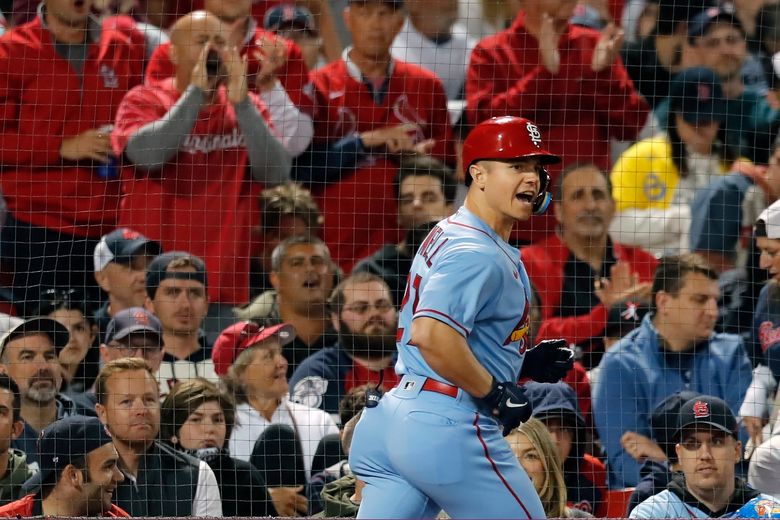 Nolan Arenado hits first homer with the Cardinals in loss to Reds