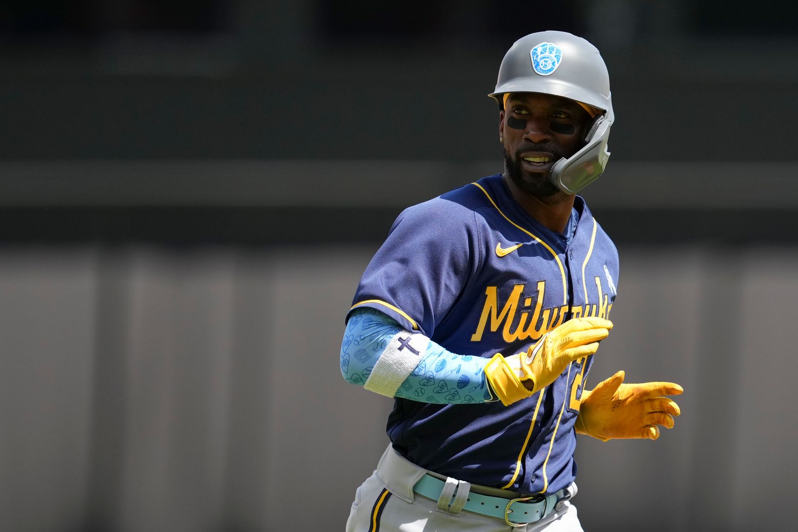 Brewers' Report: What the Future Holds for Renfroe, McCutchen