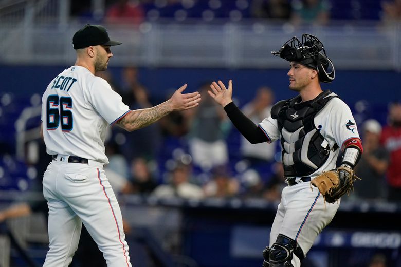 Marlins beat Twins 5-2; Jorge Soler's home runs start and finish Miami's  scoring