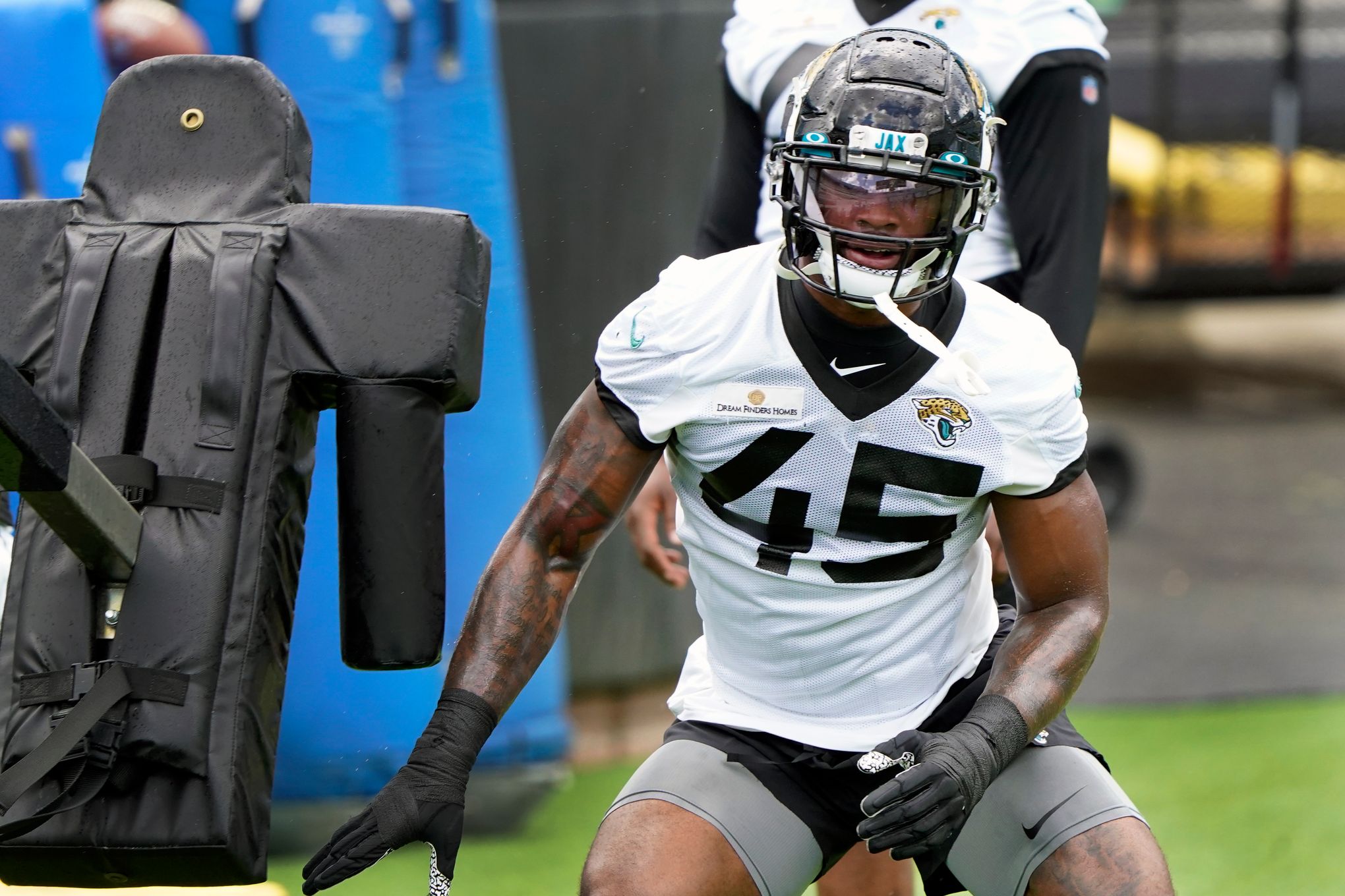 Jaguars' Travon Walker: 'Everything is slowed down' in 2nd NFL season