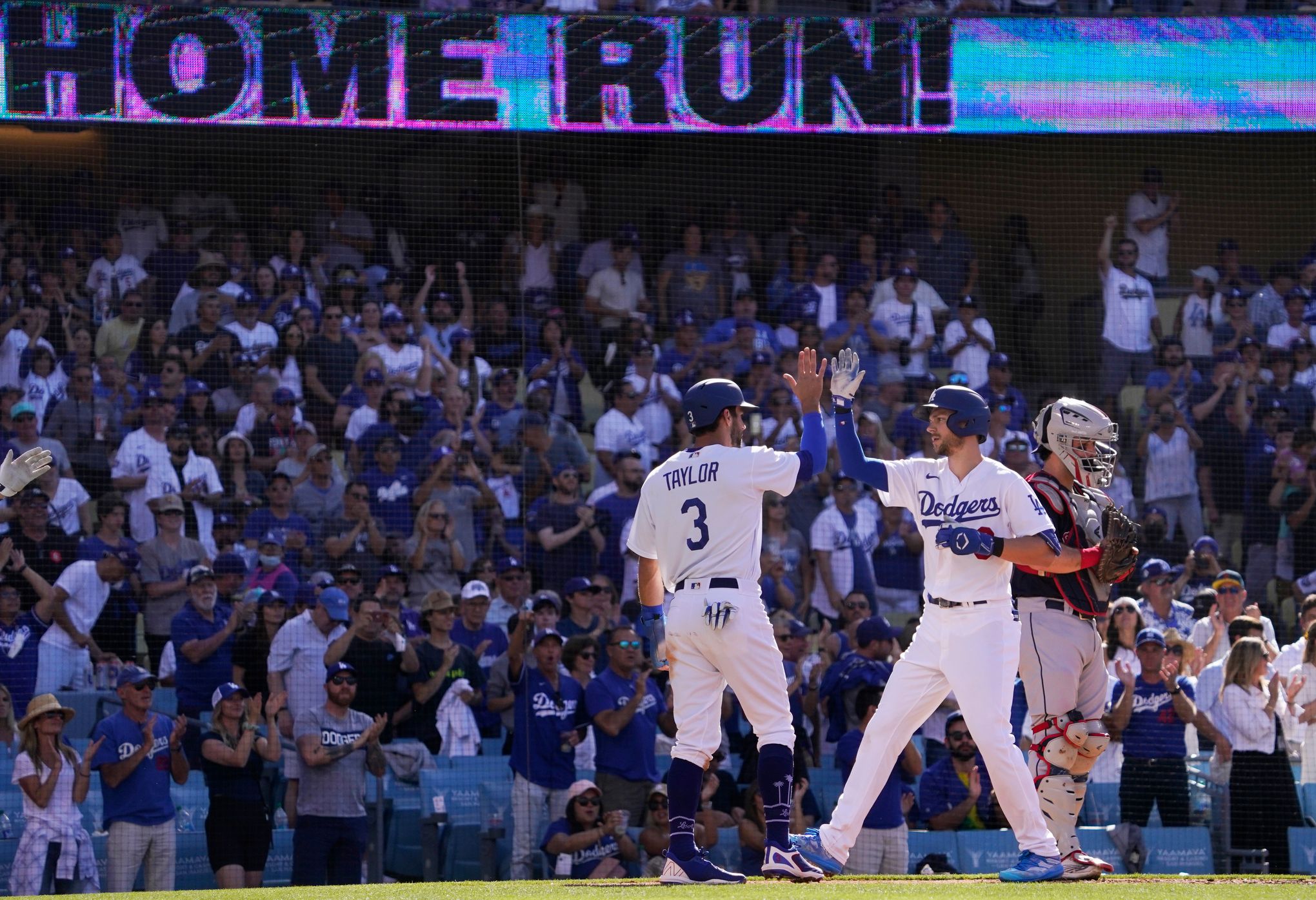 Dodgers News: Trea Turner 'Settling In' At 2nd Base