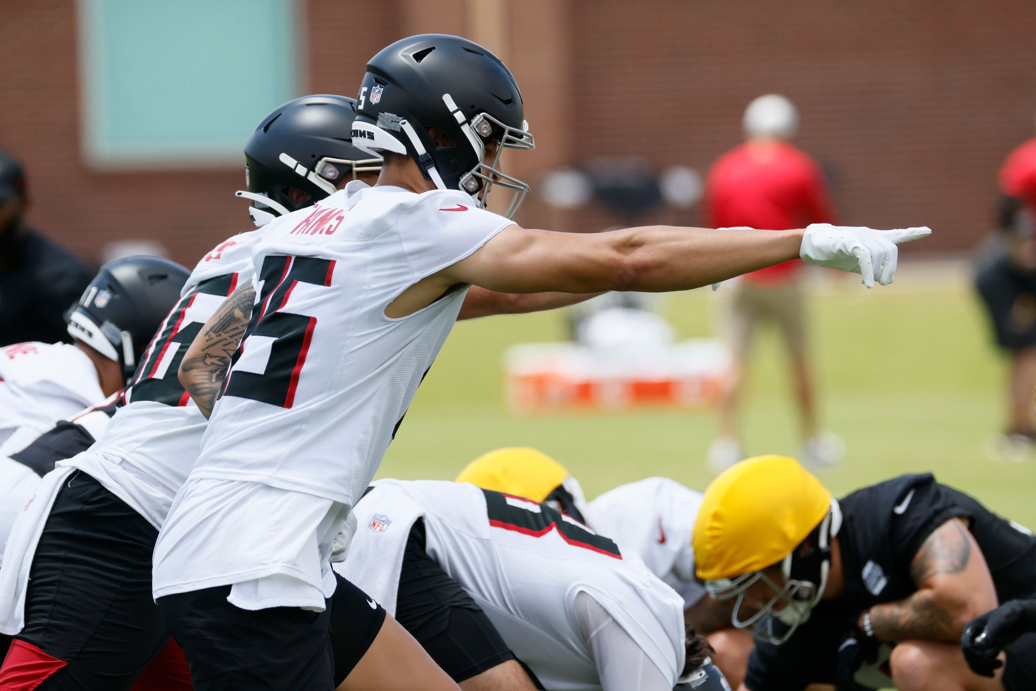 Falcons backup QB Franks trying new hybrid role at tight end