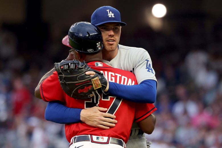 Freddie Freeman signs with Dodgers: Ex-Braves star gets six-year, $162  million deal in L.A. 