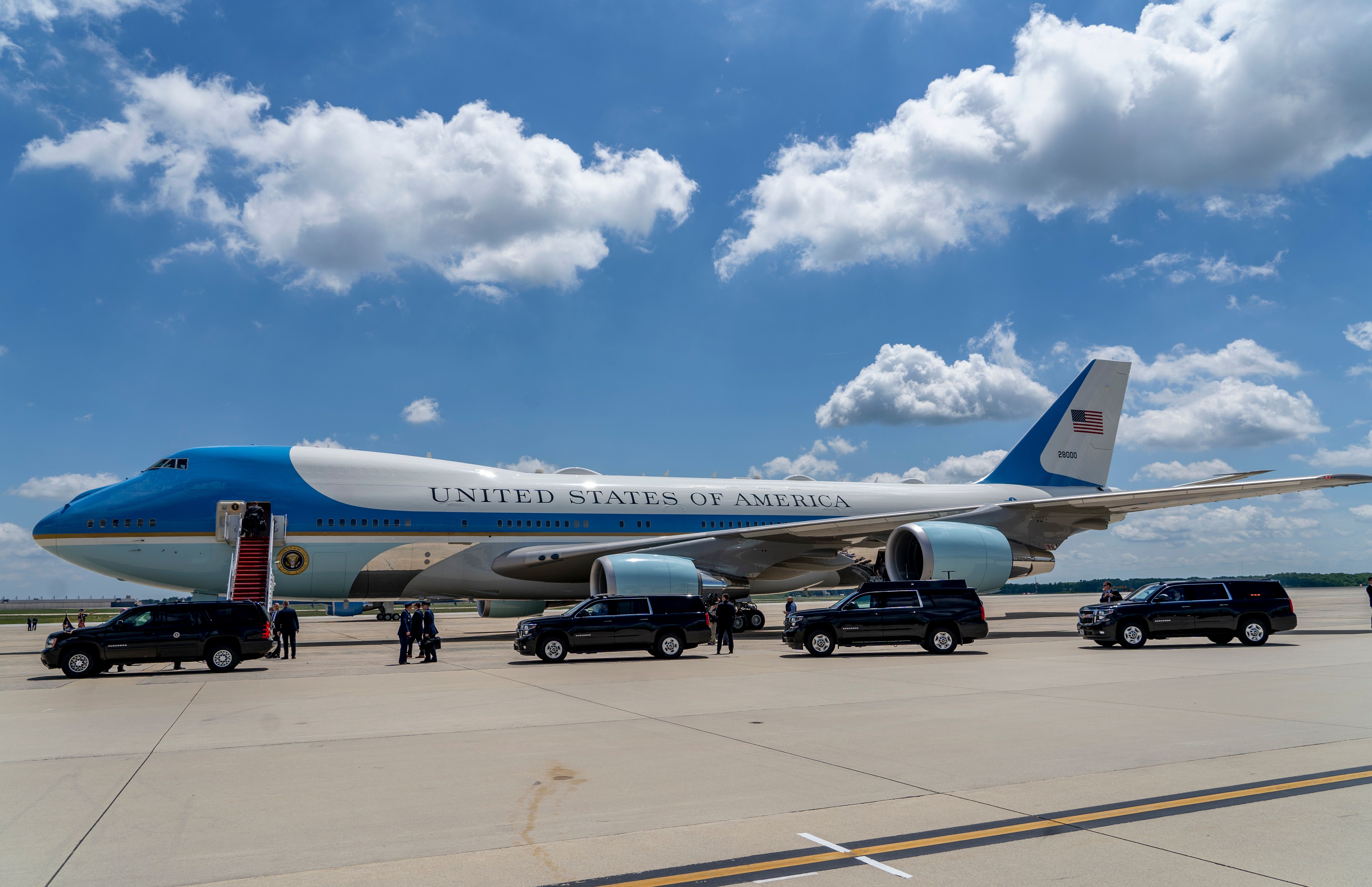 trump air force one design